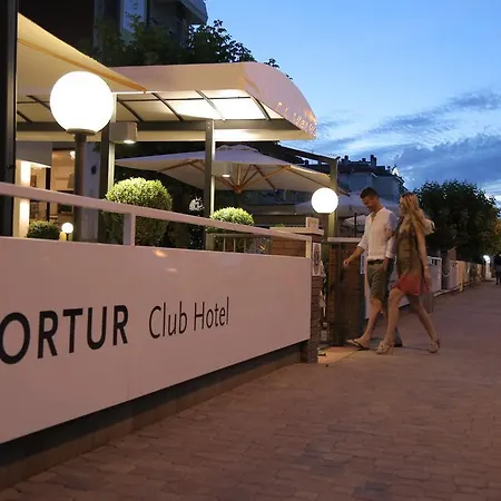 Sportur Club 3*