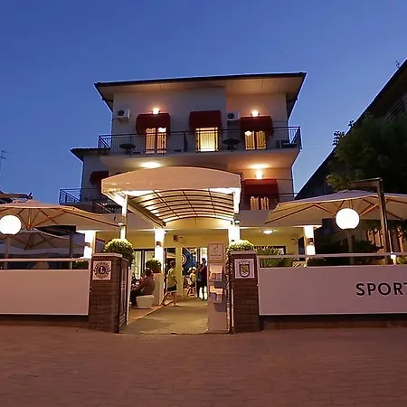 Otel Fantini Club 3*